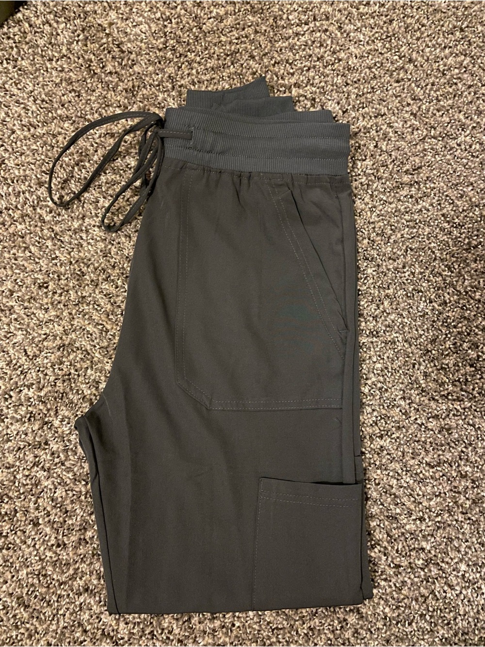 Women's gray  drawstring scrub pants with pockets